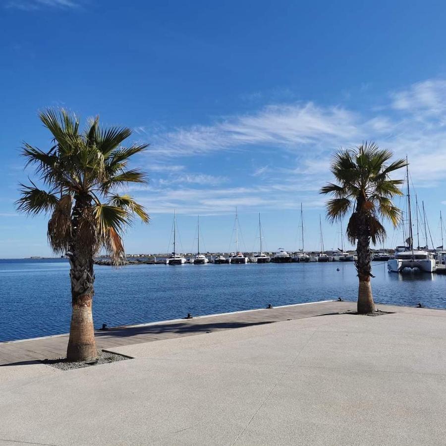 Gruissan Holidays Buitenkant foto